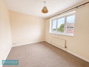 Bedroom- click for photo gallery